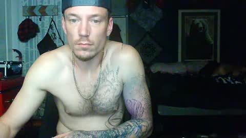 Snapshot of oh_you_know69 chatting on 13, 9, 2025 who dares  toss me some  tips lets have fun online show from 13, 9, 2025