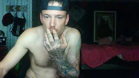 Snapshot of oh_you_know69 chatting on 15, 9, 2025 who dares  toss me some  tips lets have fun online show from 15, 9, 2025