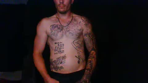 Snapshot of oh_you_know69 chatting on 6, 6, 2026 who dares toss me some tips lets have fun online show from 6, 6, 2026