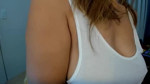 Snapshot of ohdreamgirlx chatting on 28, 2, 2025 kaley online show from 28, 2, 2025