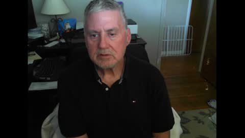 Snapshot of ohfukitsbob chatting on 9, 10, 2025 ohfukitsbob online show from 9, 10, 2025