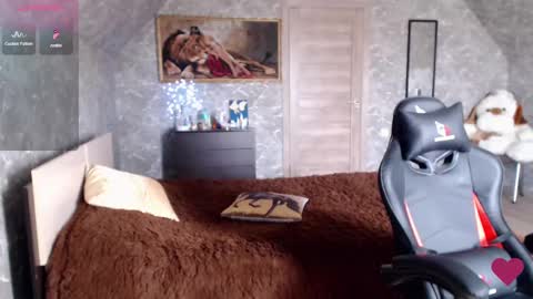 Eve every day Moscow time from 8 am to 16 pm online show from 9, 3, 2025