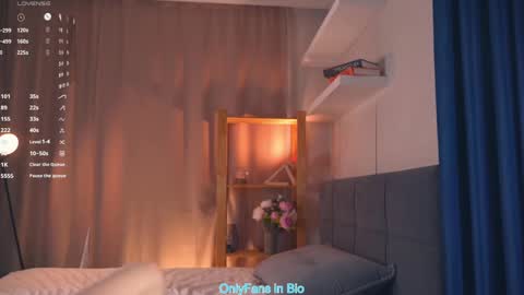 Snapshot of oke_doke chatting on 27, 11, 2025 Henrietta or Rita online show from 27, 11, 2025