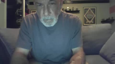 Snapshot of old_bald63 chatting on 5, 10, 2025 old_bald63 online show from 5, 10, 2025