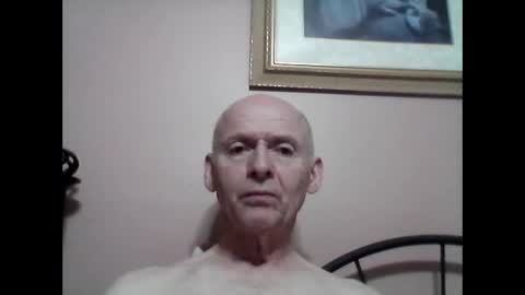 Snapshot of oldbuthorny62 chatting on 19, 1, 2025 oldbuthorny62 online show from 19, 1, 2025