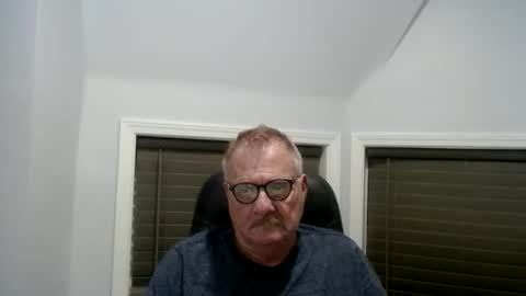 Snapshot of oldguybigd chatting on 8, 6, 2026 oldguybigd online show from 8, 6, 2026