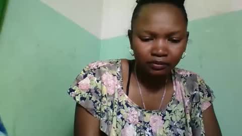 Snapshot of olgaaldy chatting on 12, 10, 2025 olgaaldy online show from 12, 10, 2025
