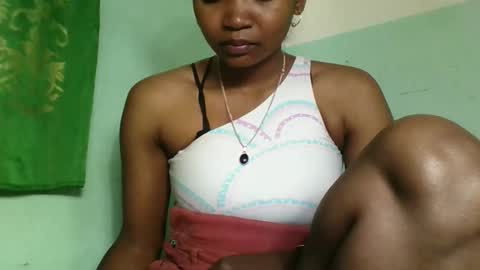 Snapshot of olgaaldy chatting on 17, 10, 2025 olgaaldy online show from 17, 10, 2025