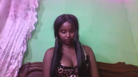 olinah610 online show from 14, 11, 2025