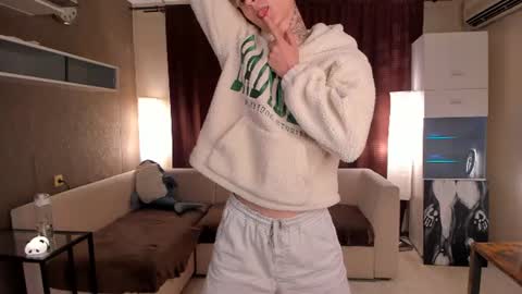 Oli online show from 30, 6, 2026