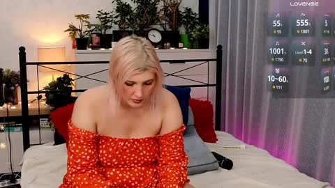 OliSunny Olivia online show from 17, 12, 2024