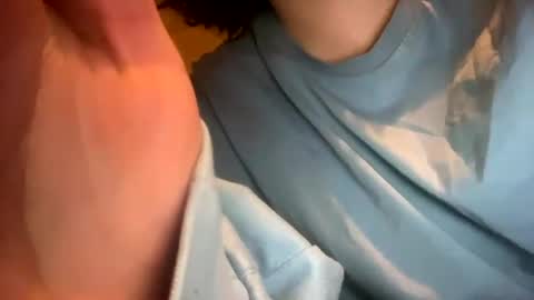 Snapshot of olivepeach chatting on 7, 12, 2024 Oil online show from 7, 12, 2024