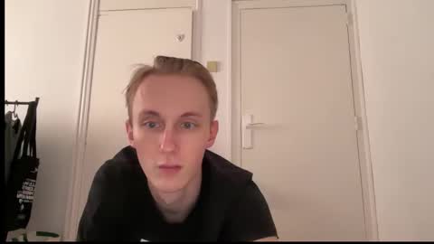 Snapshot of oliver_and_thomas chatting on 26, 10, 2025 Oliver and Thomas online show from 26, 10, 2025