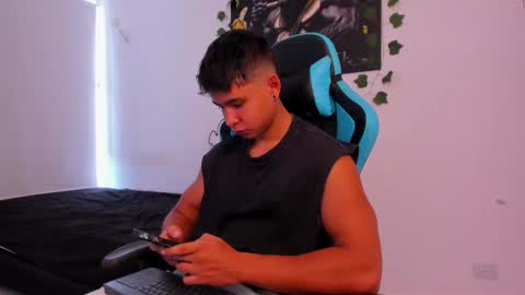 Oliver bray online show from 25, 1, 2025