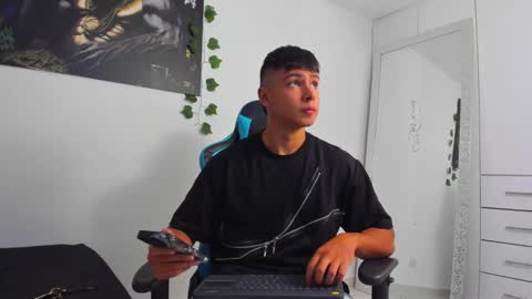 Oliver bray online show from 8, 3, 2025