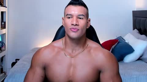 Snapshot of oliver_tommy chatting on 21, 9, 2025 oliver_tommy online show from 21, 9, 2025