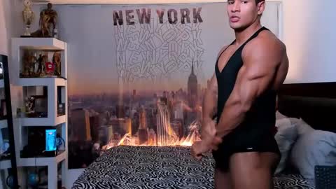 Snapshot of oliver_tommy chatting on 11, 10, 2025 oliver_tommy online show from 11, 10, 2025