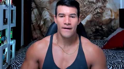 Snapshot of oliver_tommy chatting on 2, 11, 2025 oliver_tommy online show from 2, 11, 2025