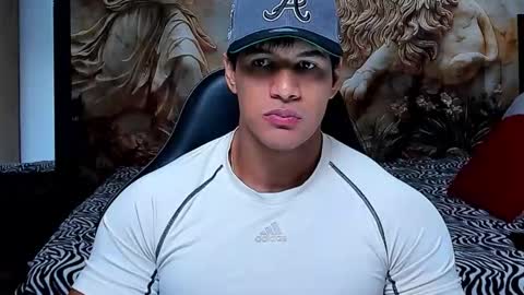 Snapshot of oliver_tommy chatting on 26, 11, 2025 oliver_tommy online show from 26, 11, 2025