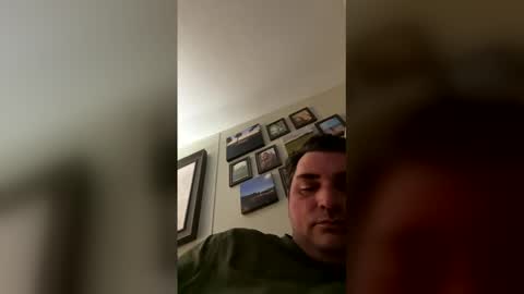 oliverclothesoff1211 online show from 29, 3, 2026