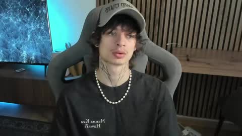 oliverrgroove online show from 14, 4, 2026