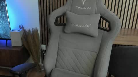 oliverrgroove online show from 19, 4, 2026