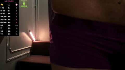 Snapshot of oliversport chatting on 22, 10, 2025 OliverSport online show from 22, 10, 2025