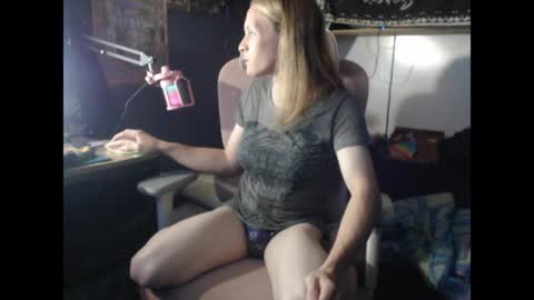 StonerBratOlivia online show from 29, 3, 2026