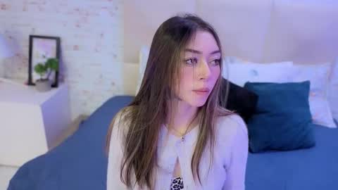 Snapshot of olivia_johansson chatting on 30, 10, 2025 olivia online show from 30, 10, 2025