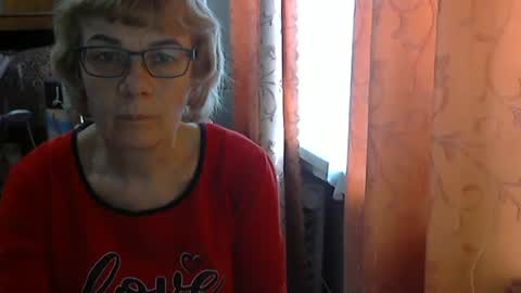 Olivia Mia online show from 24, 3, 2026