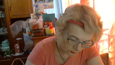 Snapshot of olivia_mia25 chatting on 14, 6, 2026 Olivia Mia online show from 14, 6, 2026