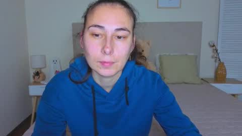 Olivia online show from 29, 11, 2025