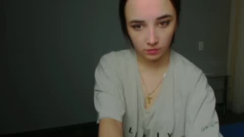 Snapshot of olivia_oliv chatting on 12, 12, 2024 Olivia online show from 12, 12, 2024