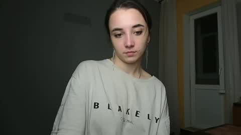 Snapshot of olivia_oliv chatting on 13, 12, 2024 Olivia online show from 13, 12, 2024