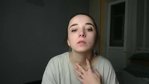 Snapshot of olivia_oliv chatting on 16, 12, 2024 Olivia online show from 16, 12, 2024