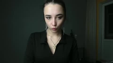 Snapshot of olivia_oliv chatting on 7, 1, 2025 Olivia online show from 7, 1, 2025