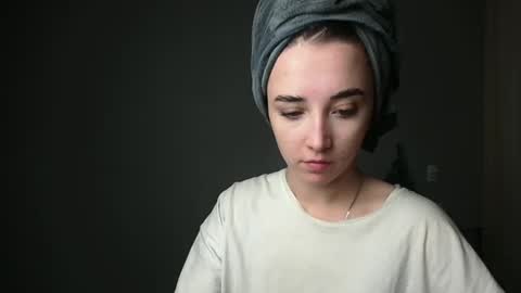 Snapshot of olivia_oliv chatting on 10, 2, 2025 Olivia online show from 10, 2, 2025