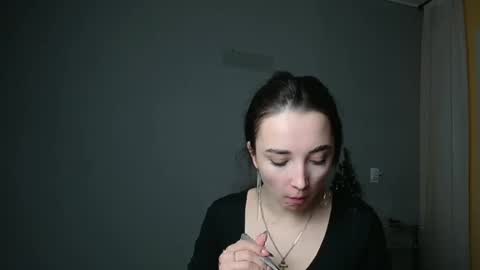 Snapshot of olivia_oliv chatting on 12, 2, 2025 Olivia online show from 12, 2, 2025