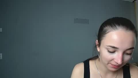 Snapshot of olivia_oliv chatting on 13, 9, 2025 Olivia online show from 13, 9, 2025