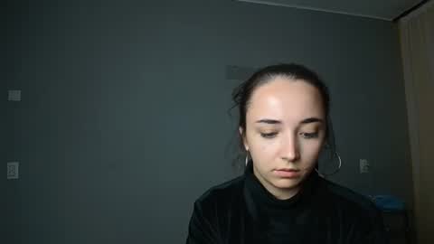 Snapshot of olivia_oliv chatting on 26, 9, 2025 Olivia online show from 26, 9, 2025