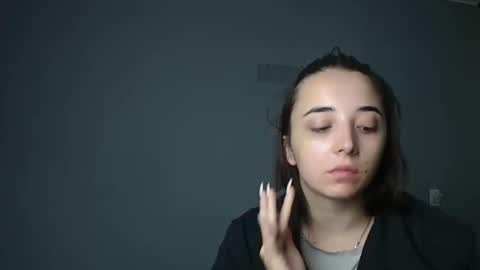 Snapshot of olivia_oliv chatting on 7, 10, 2025 Olivia online show from 7, 10, 2025