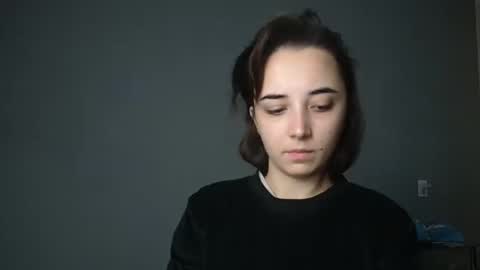 Snapshot of olivia_oliv chatting on 25, 10, 2025 Olivia online show from 25, 10, 2025