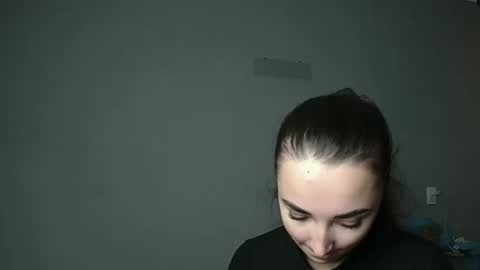 Olivia online show from 13, 12, 2025