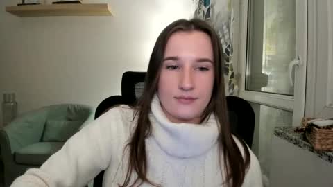 Oliwiaa2004 online show from 4, 1, 2025