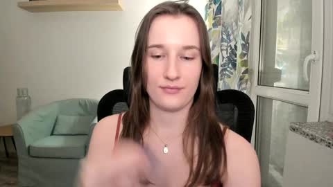 Oliwiaa2004 online show from 8, 1, 2025