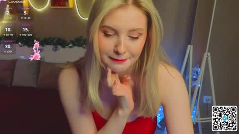 Snapshot of oliviabr0wn chatting on 19, 12, 2024 Olivia online show from 19, 12, 2024