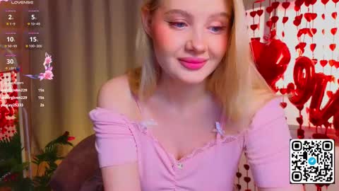 Snapshot of oliviabr0wn chatting on 11, 2, 2025 Olivia online show from 11, 2, 2025