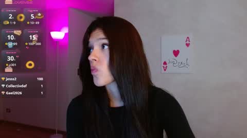 Snapshot of oliviabran_ chatting on 20, 11, 2025 Olivia Bram online show from 20, 11, 2025