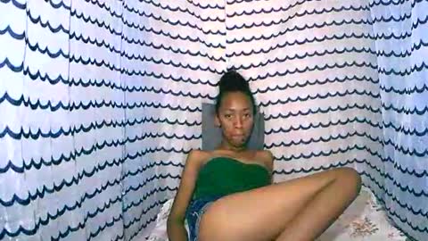 oliviah27 online show from 2, 11, 2025