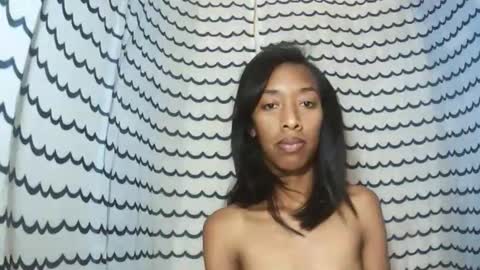 oliviah27 online show from 8, 11, 2025